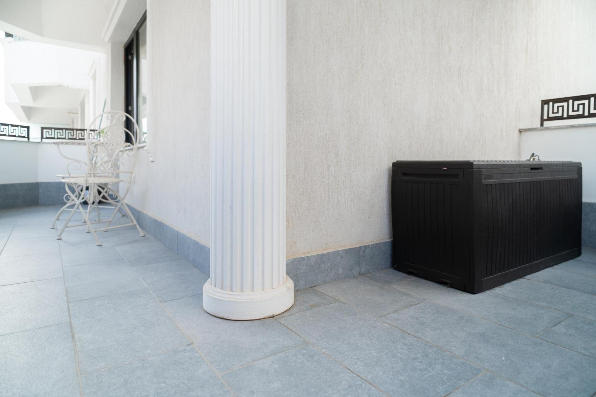 White Platan Apartment Iasi Exterior photo